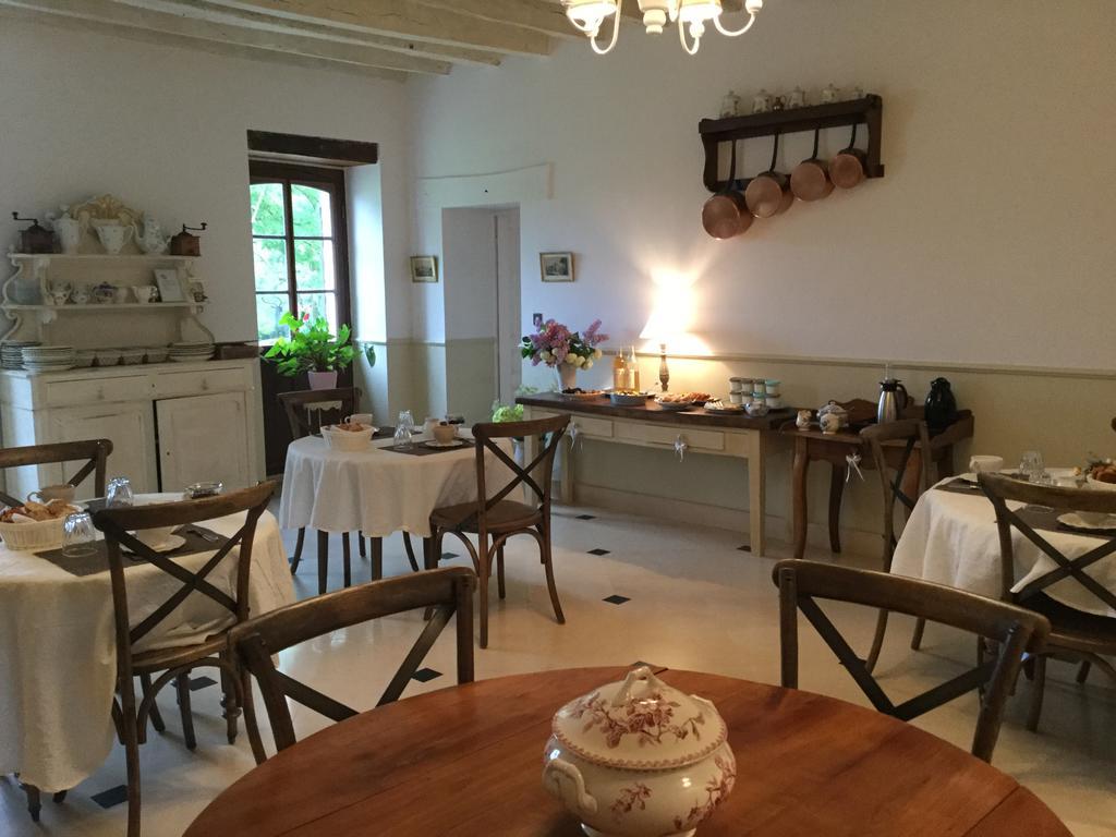 Le Clos Du Cerf 호텔 Cellettes  외부 사진